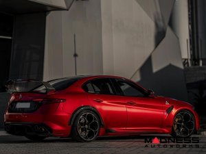 Alfa Romeo Giulia GTAm Style Front Fenders - Carbon Fiber - Raw Finish